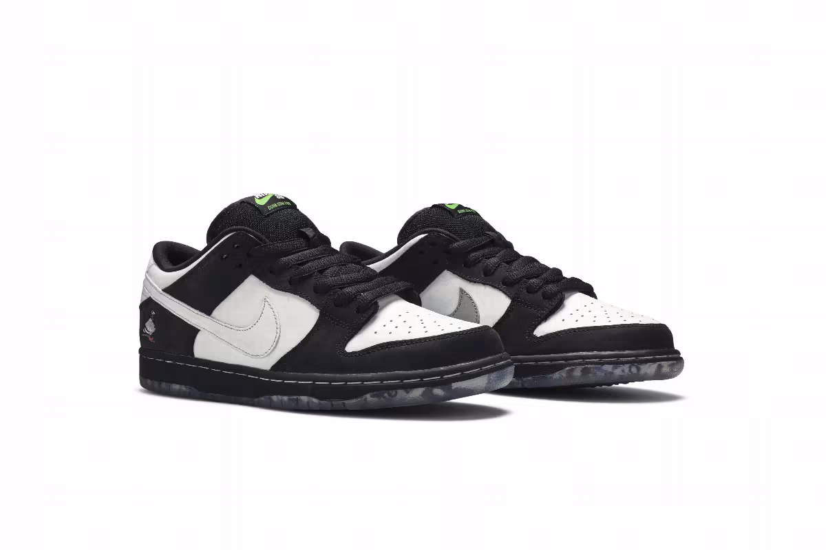 Jeff Staple x Nike Dunk Low Pro SB Panda Pigeon, view 9