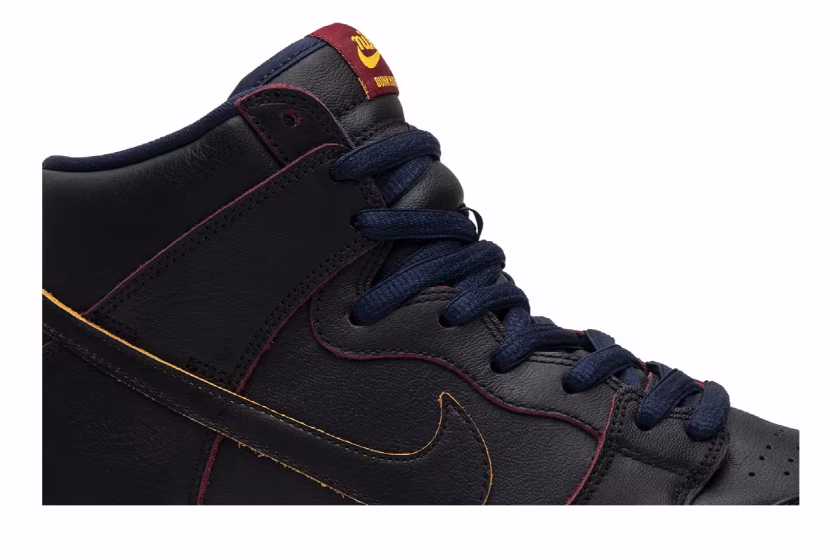 NBA x Nike Dunk High SB Cleveland Cavaliers, view 3