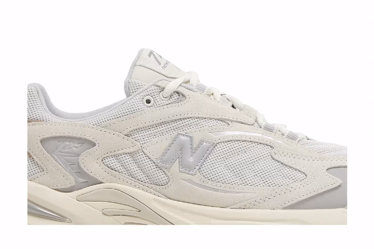 New Balance 725 Off White Grey, view 3