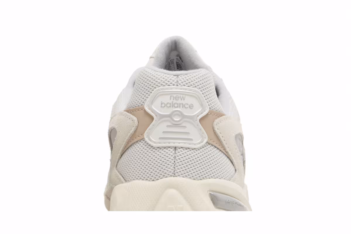 New Balance 725 Off White Grey, view 8