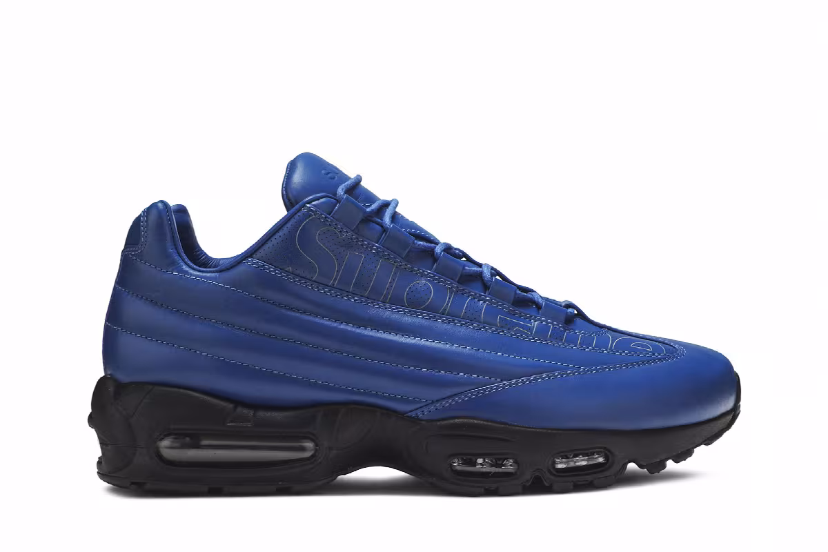 Supreme x Nike Air Max 95 Lux Hyper Cobalt, view 2