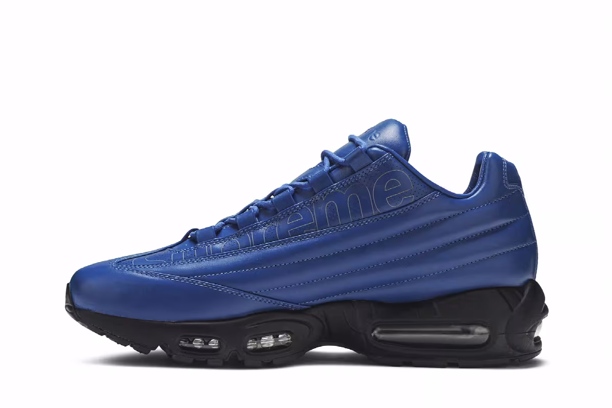 Supreme x Nike Air Max 95 Lux Hyper Cobalt, view 4