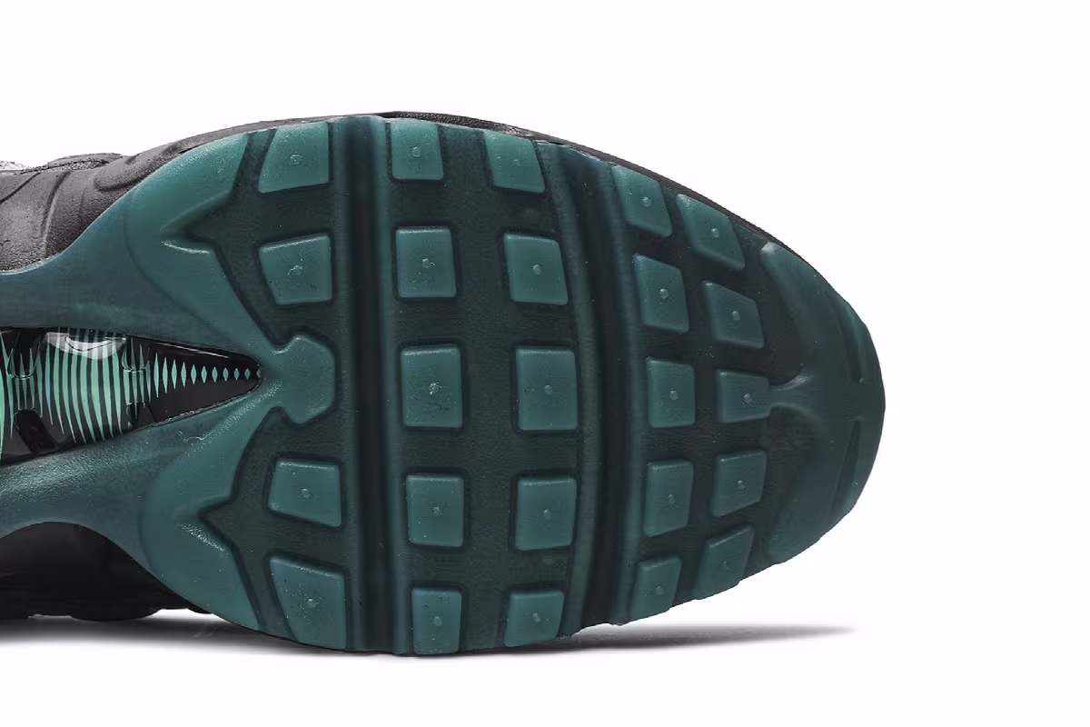 Nike Air Max 95 SE Day of the Dead, view 6