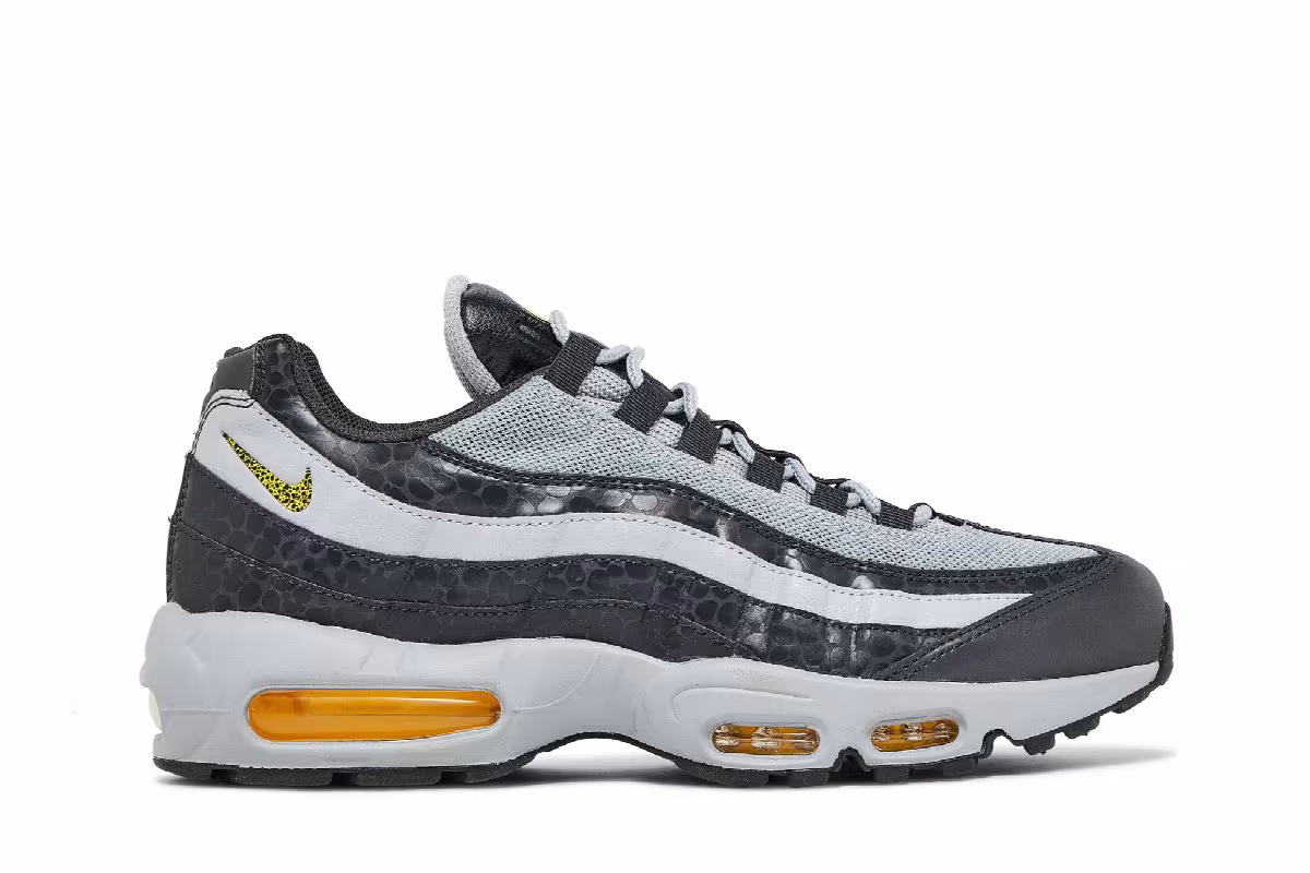Nike Air Max 95 SE Reflective Amarillo, view 2