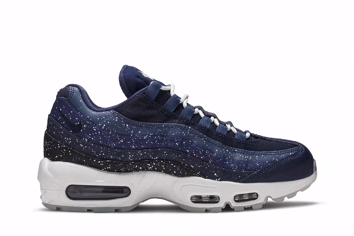 Nike Air Max 95 Day and Night, view 2
