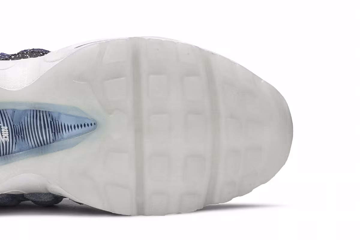 Nike Air Max 95 Day and Night, view 6