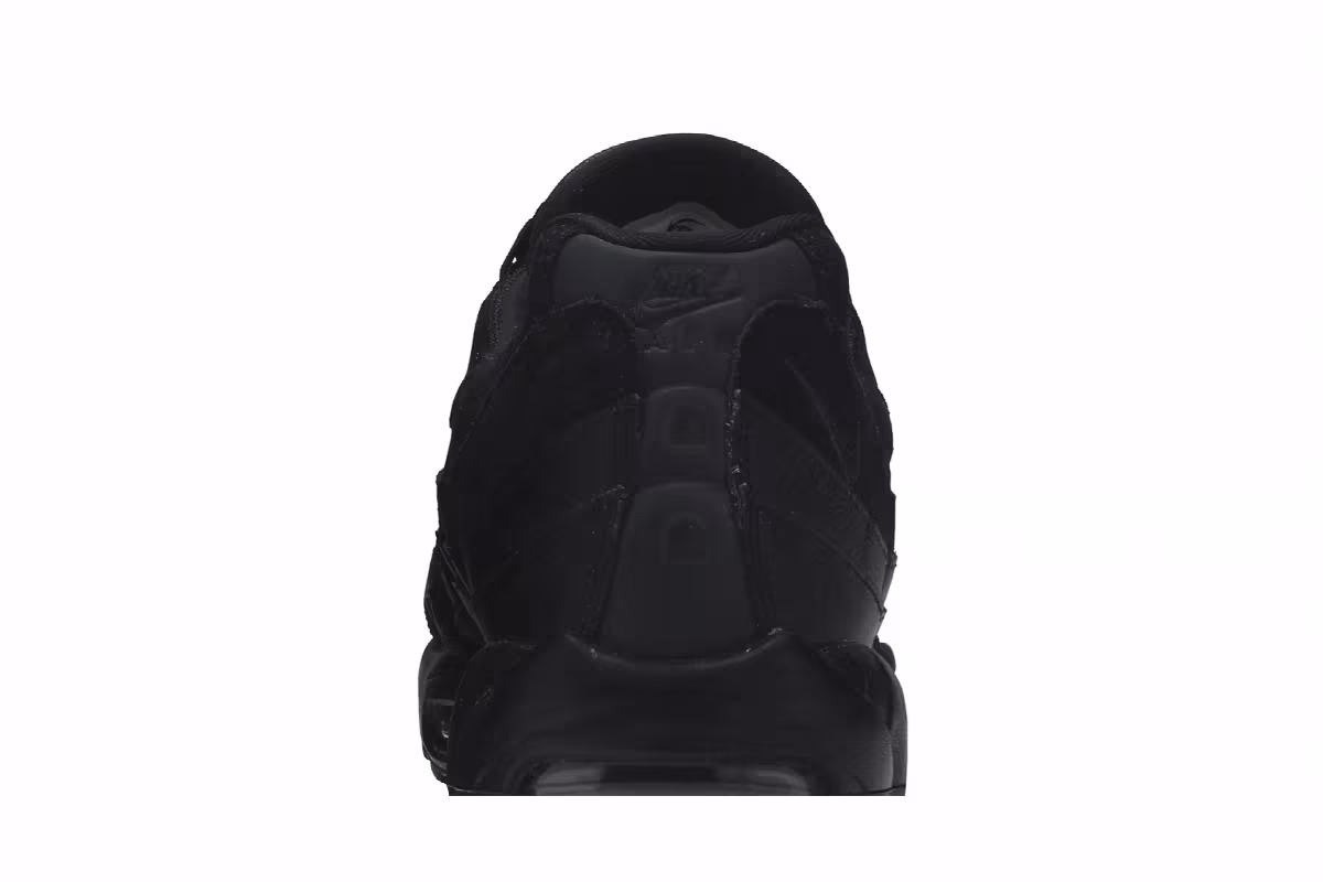 Nike Air Max 95 Essential Triple Black, view 8