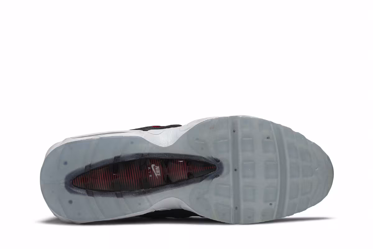 Nike Air Max 95 Essential Bred, view 5