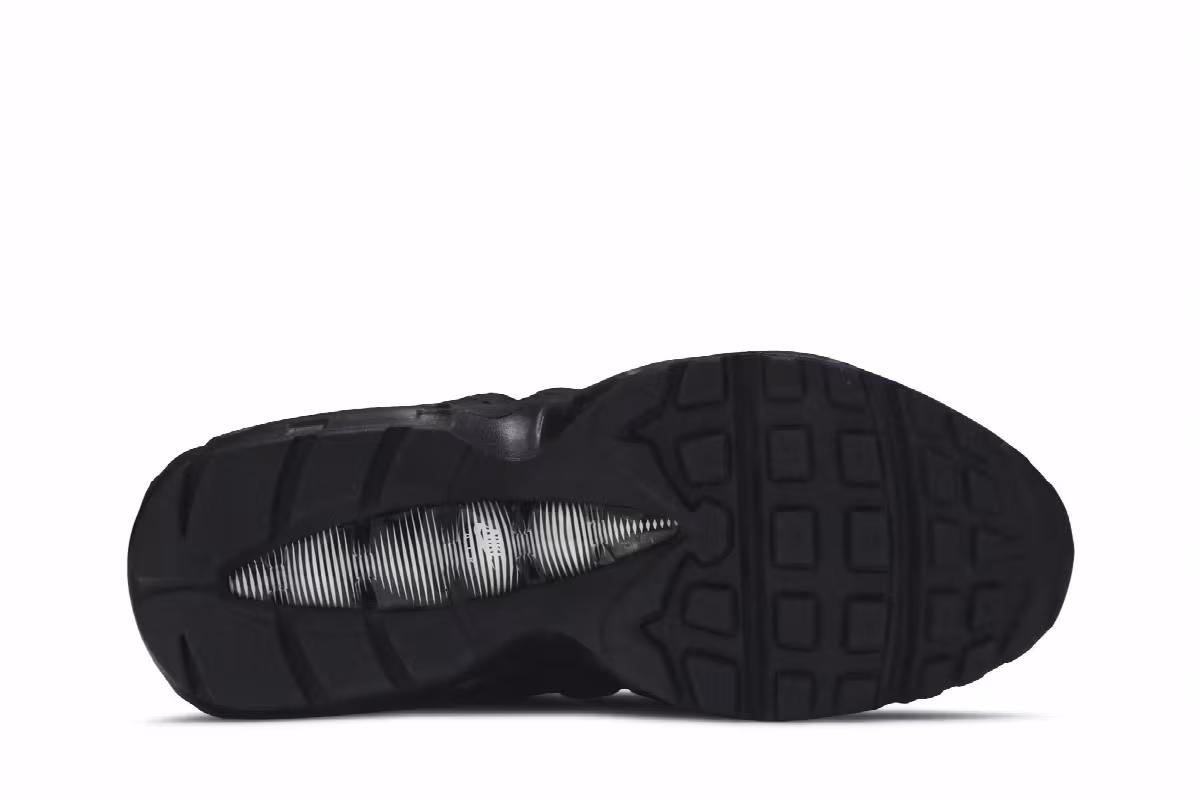 Nike Women's Air Max 95 Black, view 5