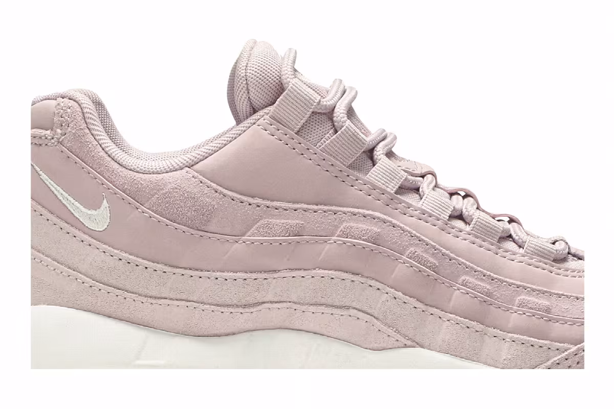 Nike Women's Air Max 95 Premium Barely Rose, view 3