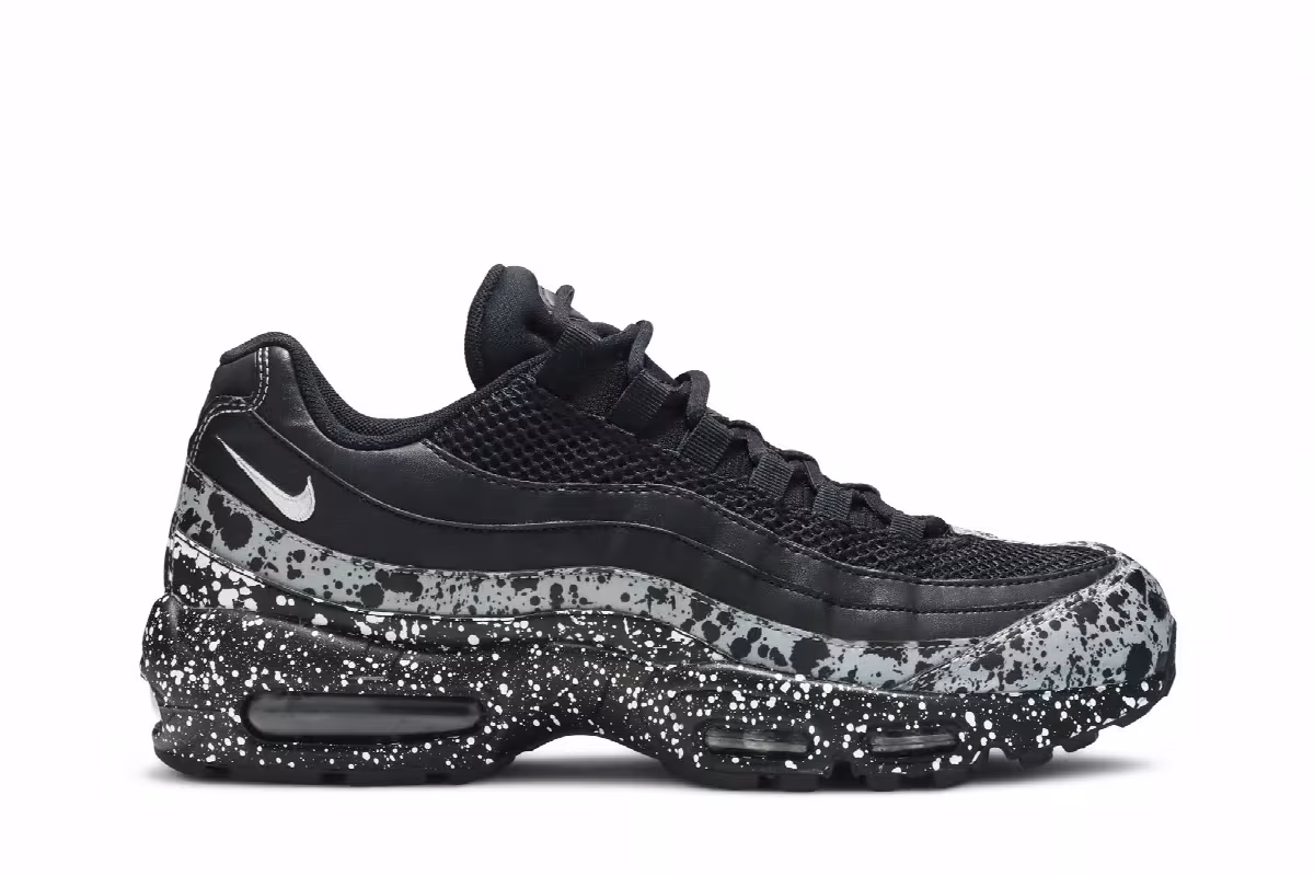 Nike Women's Air Max 95 Splatter, view 2