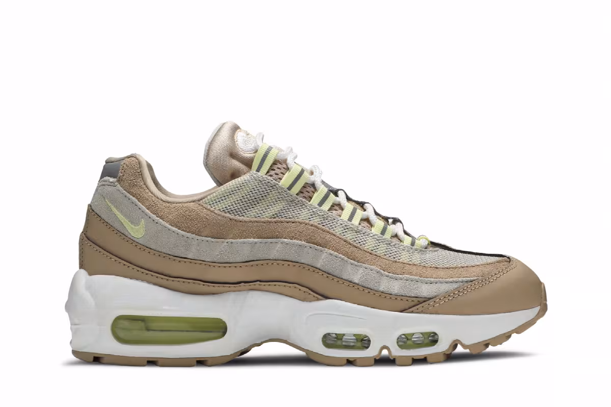 Nike Women's Air Max 95 Bio Beige, view 2