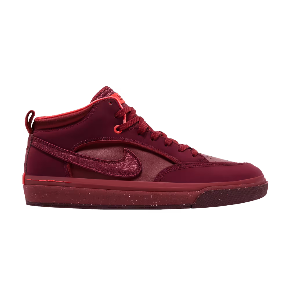 Nike React Leo SB Dark Beetroot