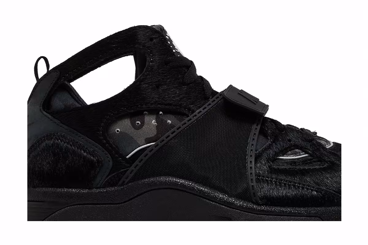 Corteiz x Nike Air Trainer Huarache Onyx, view 3