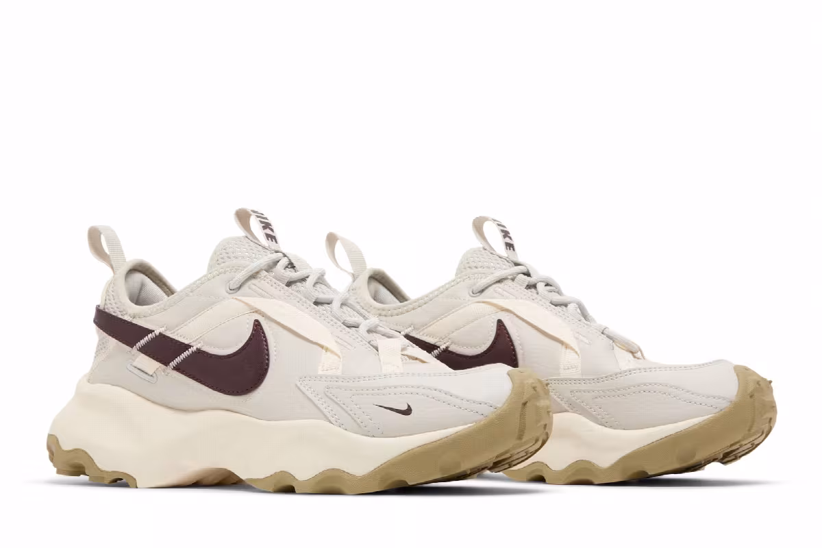 Nike Women's TC 7900 Light Bone Burgundy Crush, view 9