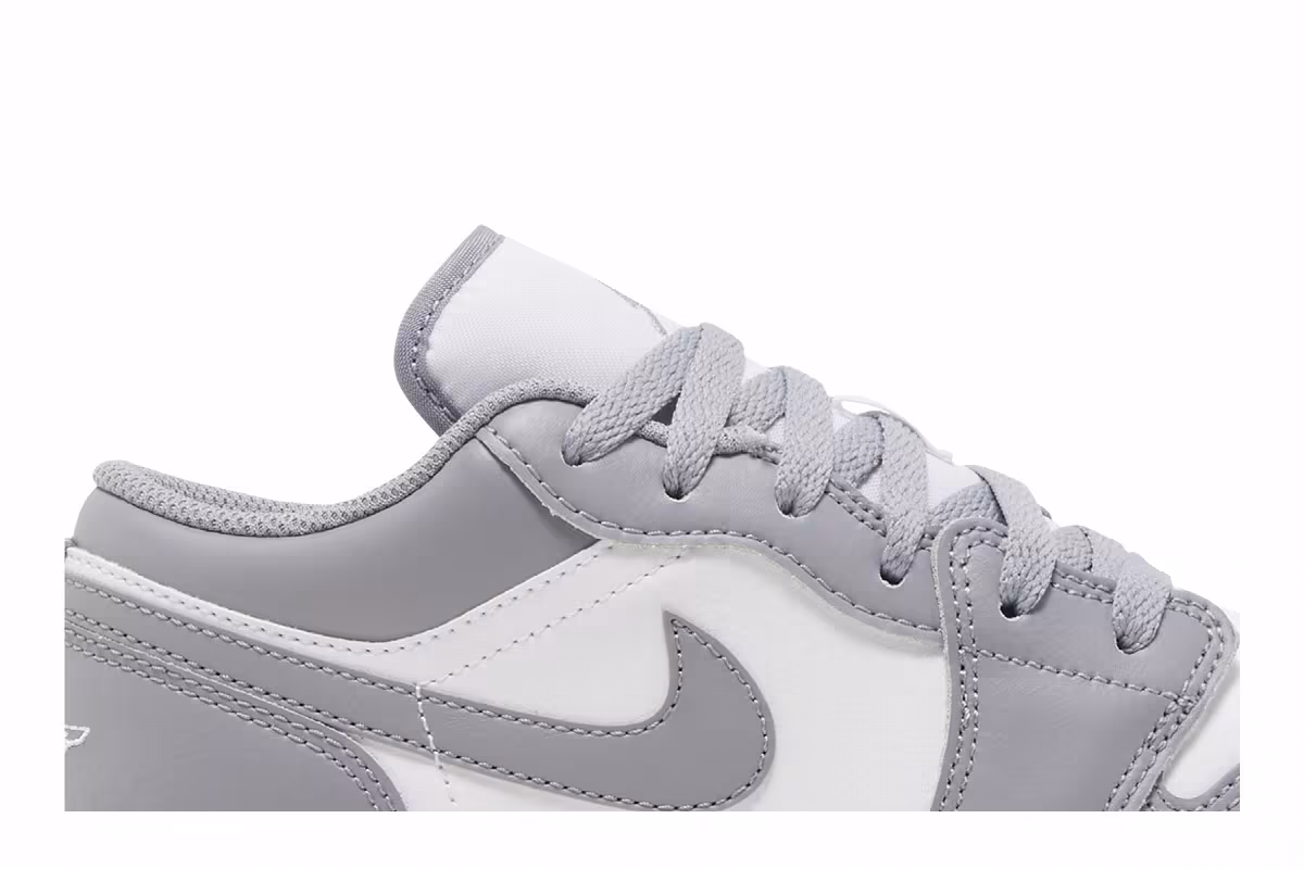 Air Jordan 1 Low GS Vintage Grey, view 3