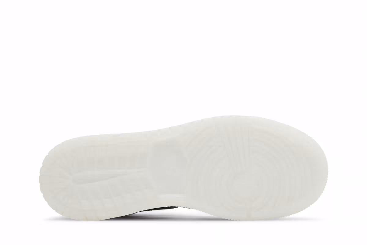 Air Jordan 1 Mid SE GS Diamond, view 5