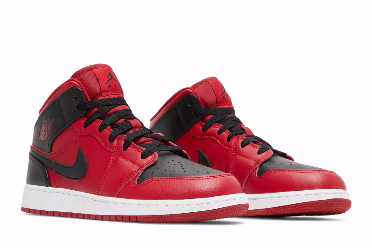 Air Jordan 1 Mid GS Reverse Bred, view 9