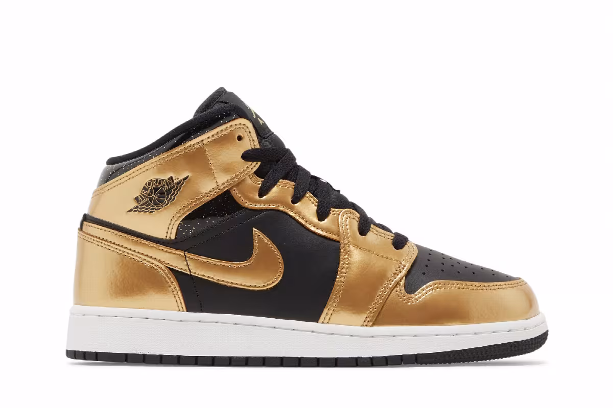Air Jordan 1 Mid SE GS Metallic Gold Black, view 2