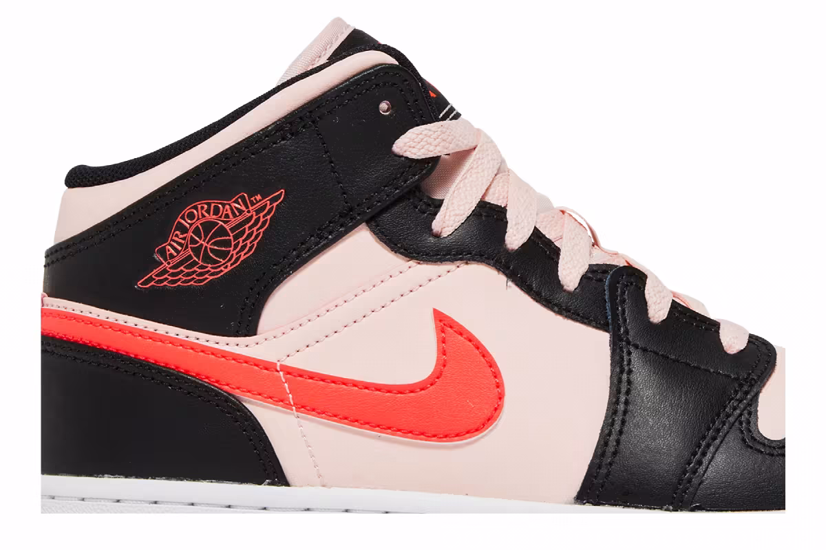 Air Jordan 1 Mid GS Black Pink Crimson, view 3