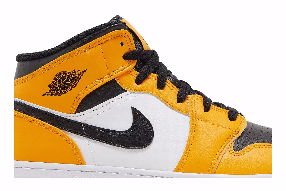 Air Jordan 1 Mid GS Reverse Yellow Toe, view 3