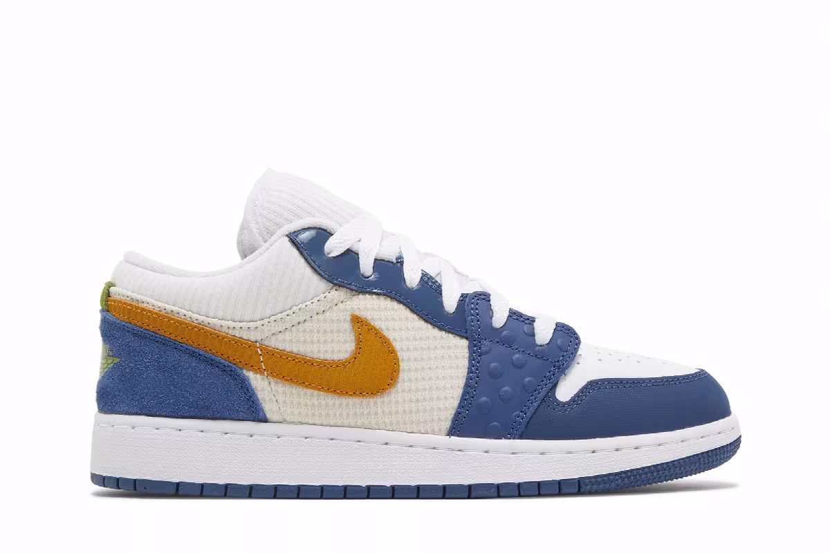Air Jordan 1 Low SE GS Messy Room, view 2