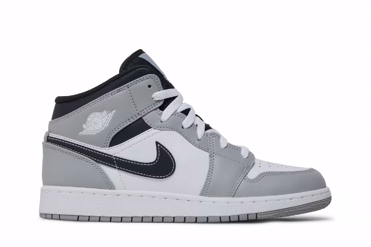 Air Jordan 1 Mid GS Light Smoke Grey, view 2