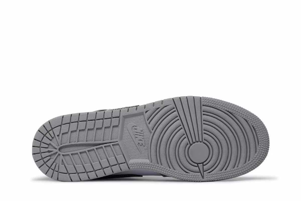 Air Jordan 1 Mid GS Light Smoke Grey, view 5