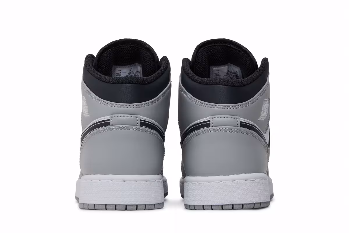 Air Jordan 1 Mid GS Light Smoke Grey, view 7