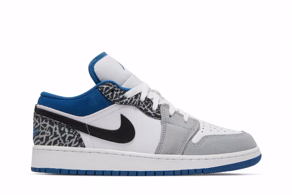 Air Jordan 1 Low SE GS True Blue, view 2