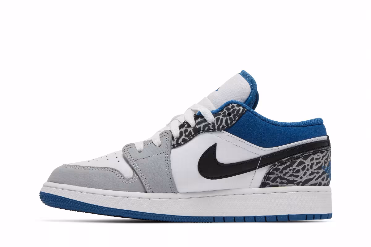 Air Jordan 1 Low SE GS True Blue, view 4