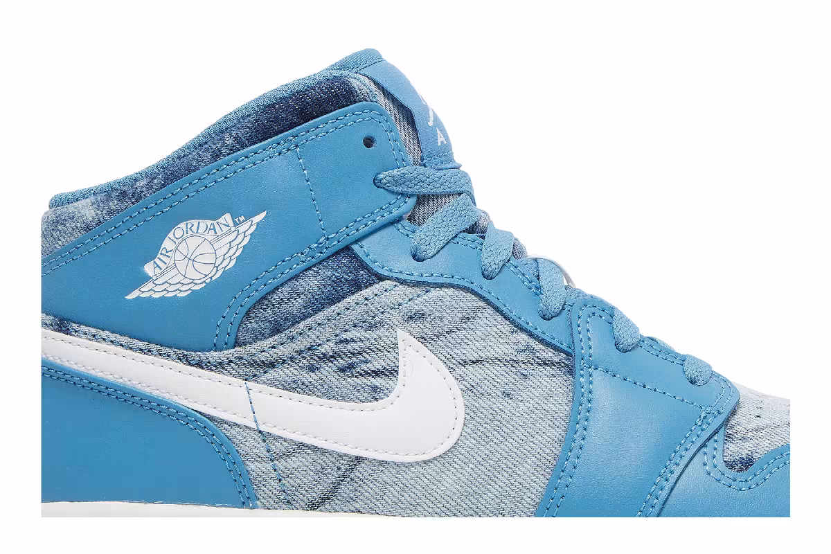 Air Jordan 1 Mid GS Washed Denim, view 3