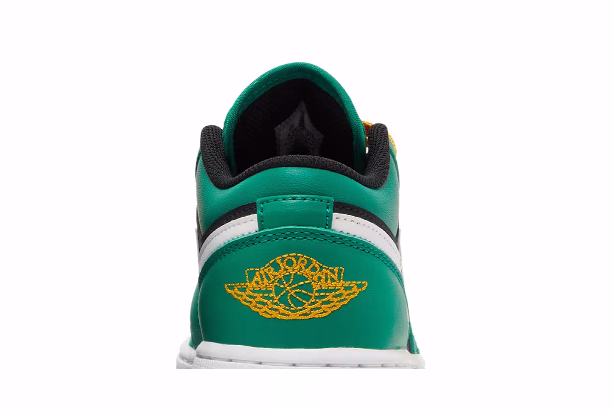 Air Jordan 1 Low SE GS Christmas, view 8
