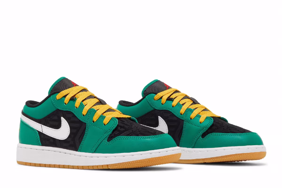 Air Jordan 1 Low SE GS Christmas, view 9