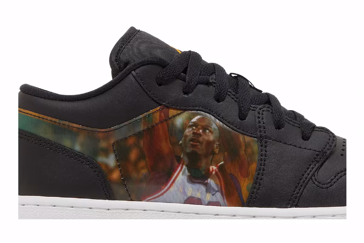Air Jordan 1 Low GS Hologram, view 3