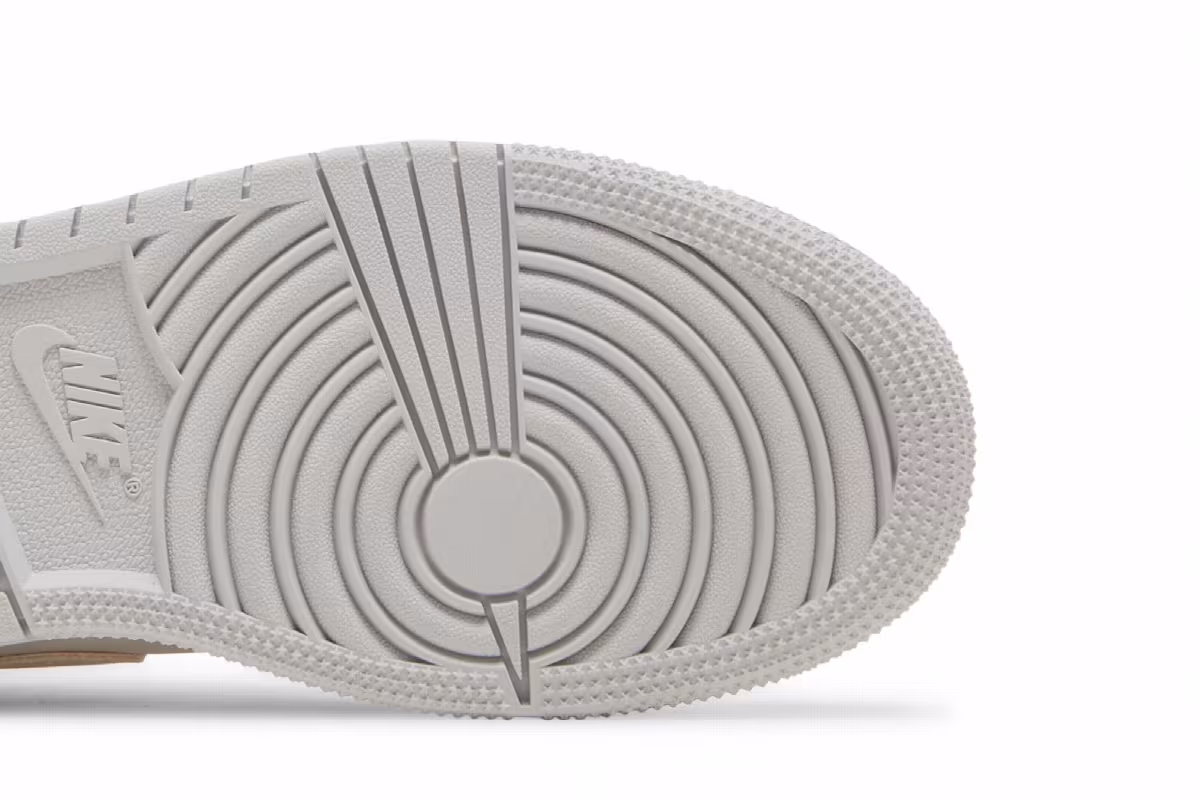 Air Jordan 1 Low SE Craft GS Inside Out, view 6