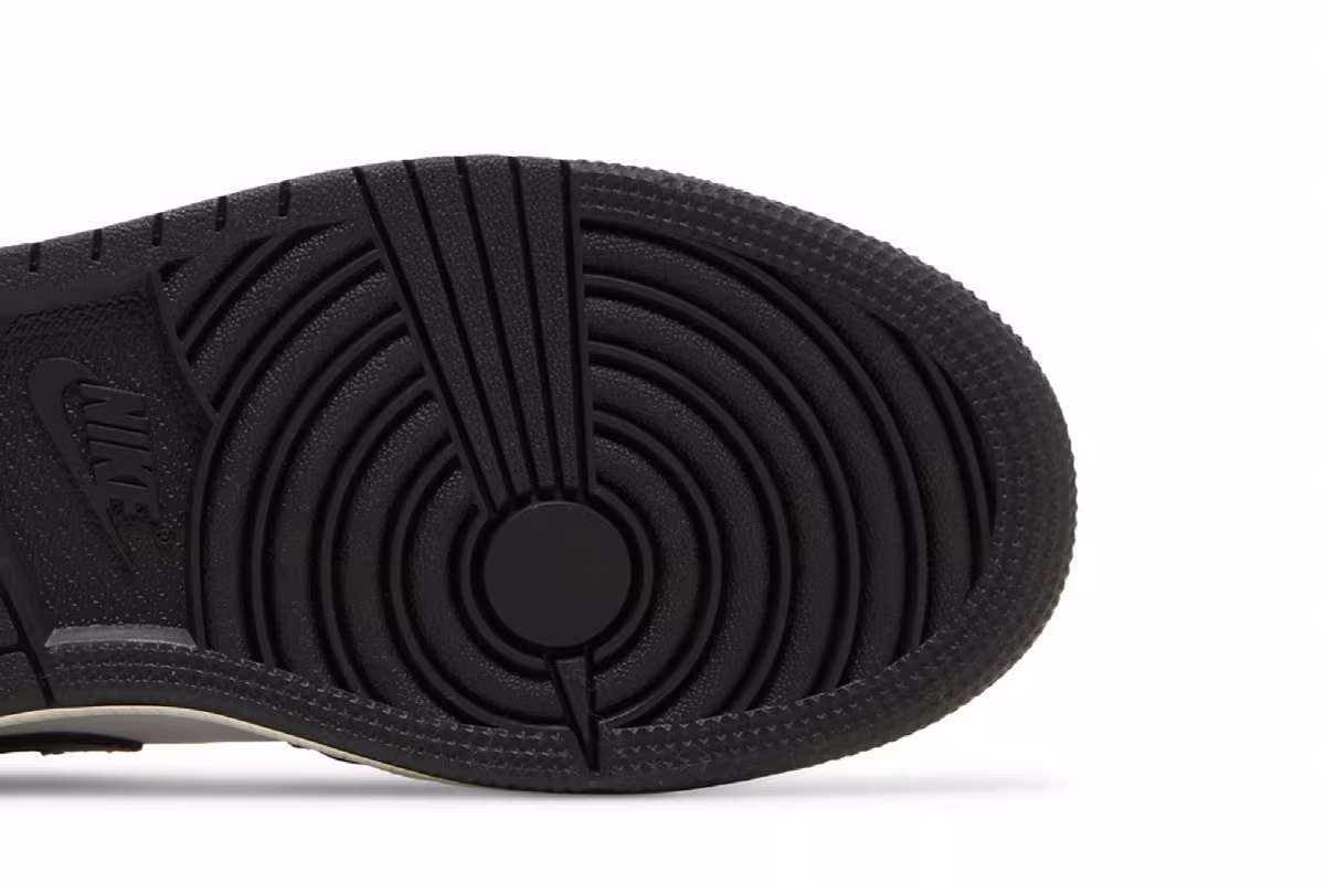 Air Jordan 1 Mid SE GS Wear-Away, view 6