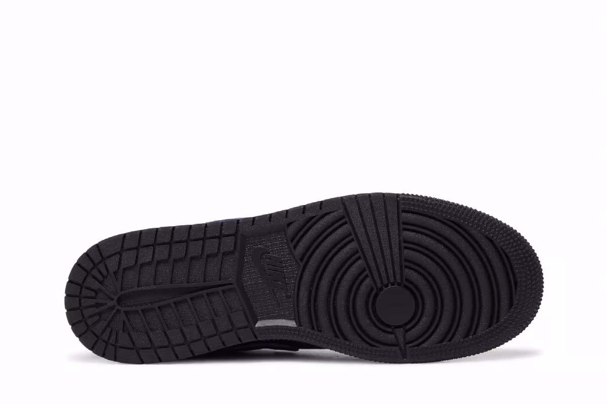 Air Jordan 1 Low GS Lakers, view 5