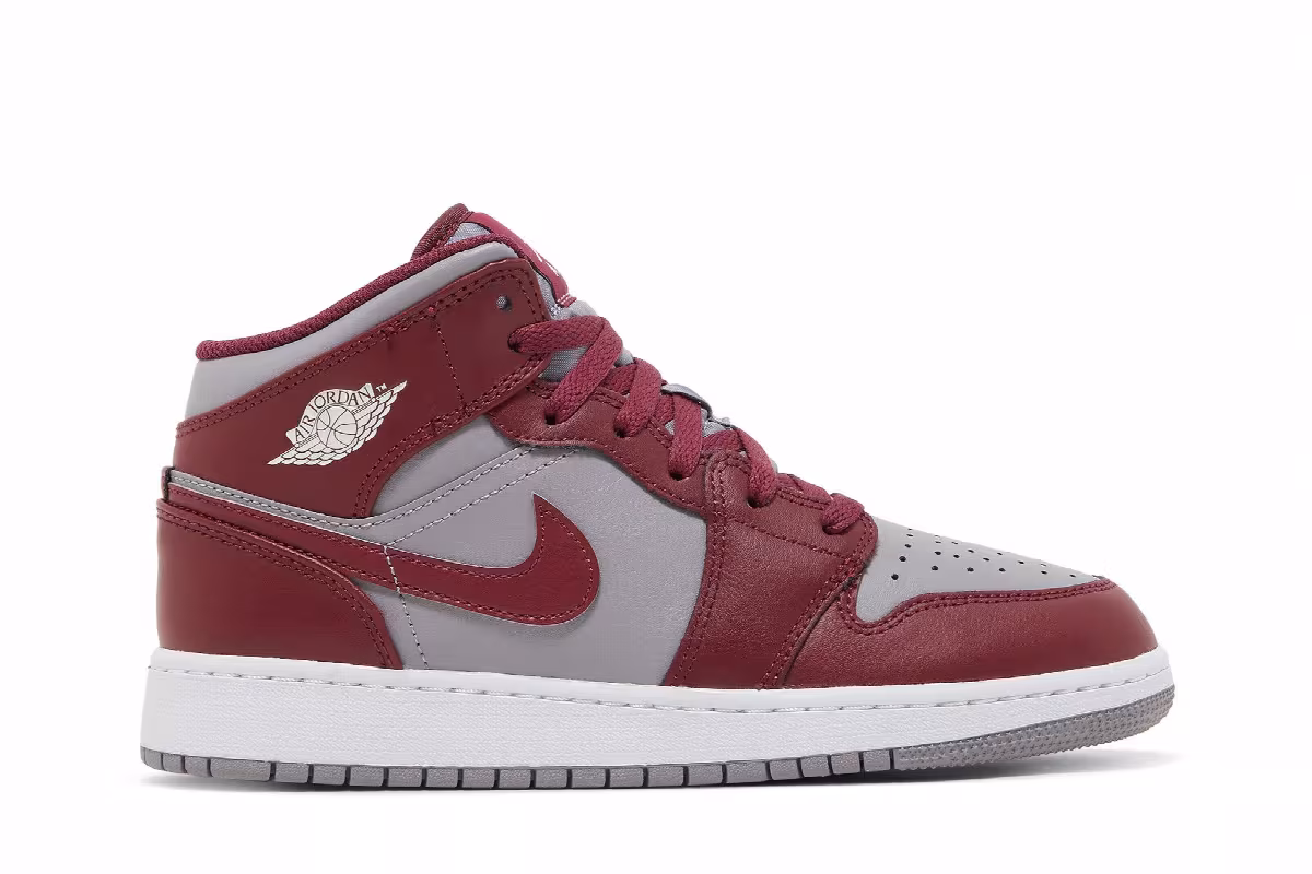 Air Jordan 1 Mid GS Cherrywood Red, view 2