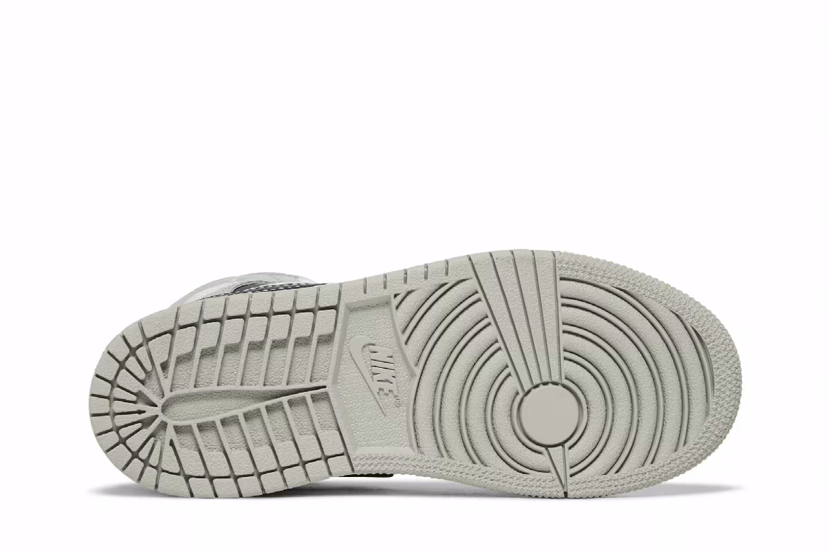 Air Jordan 1 Mid PS Light Smoke Grey, view 5