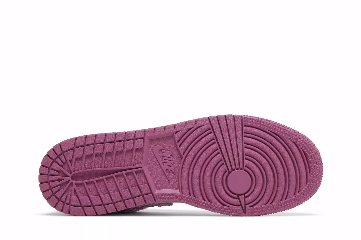 Air Jordan 1 Low SE GS Knit, view 5