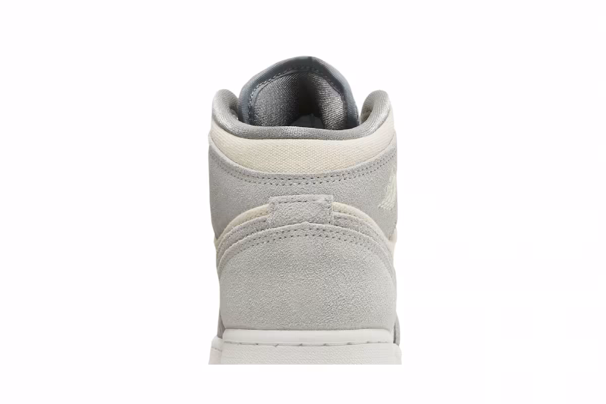 Air Jordan 1 Mid SE GS Coconut Milk Particle Grey, view 8