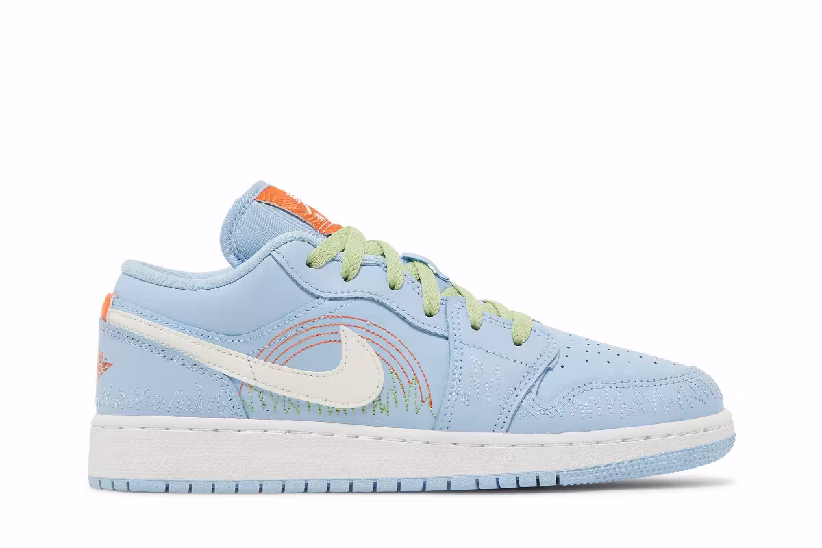 Air Jordan 1 Low SE GS Blue Stitch, view 2