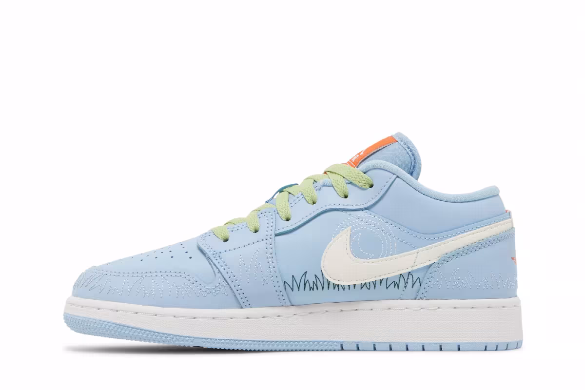 Air Jordan 1 Low SE GS Blue Stitch, view 4