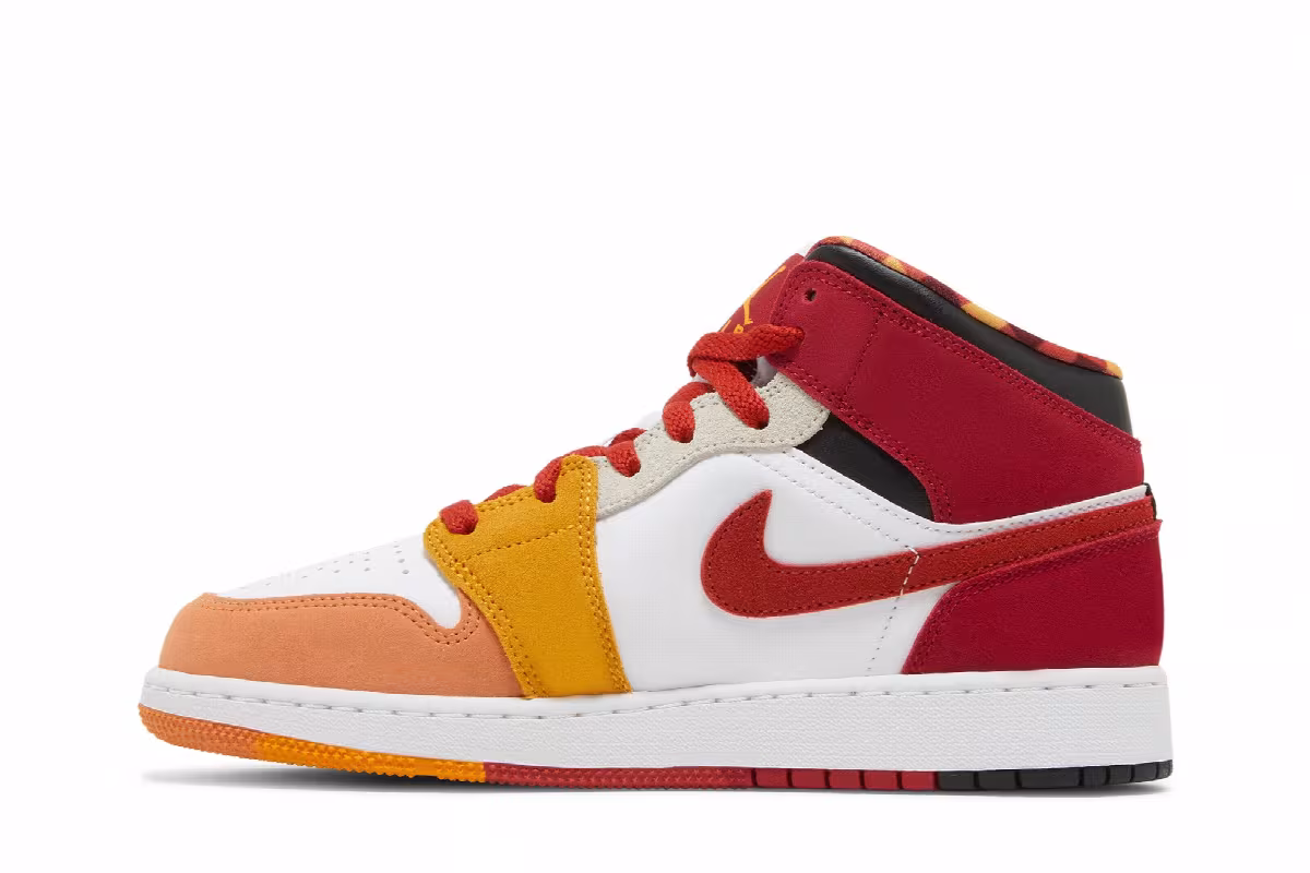 Air Jordan 1 Mid SE GS Picnic, view 4