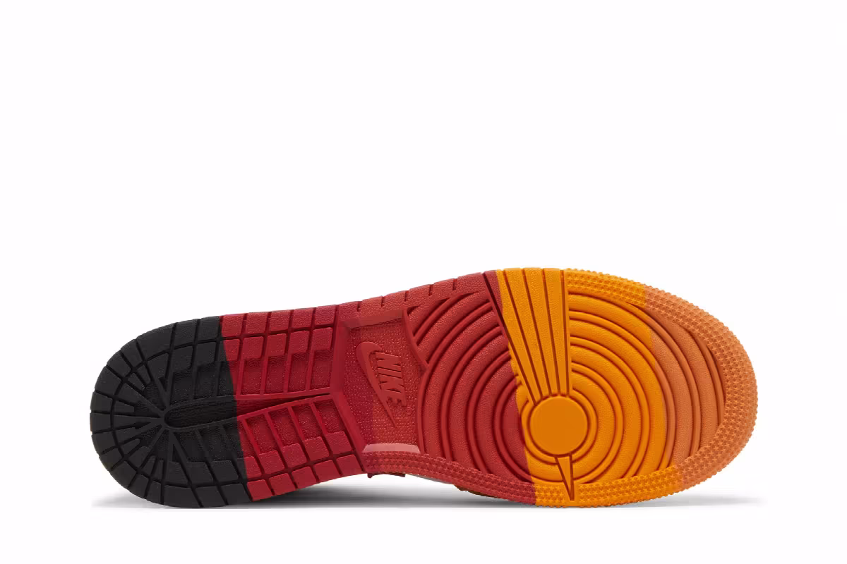 Air Jordan 1 Mid SE GS Picnic, view 5