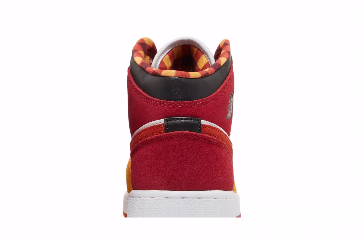 Air Jordan 1 Mid SE GS Picnic, view 8