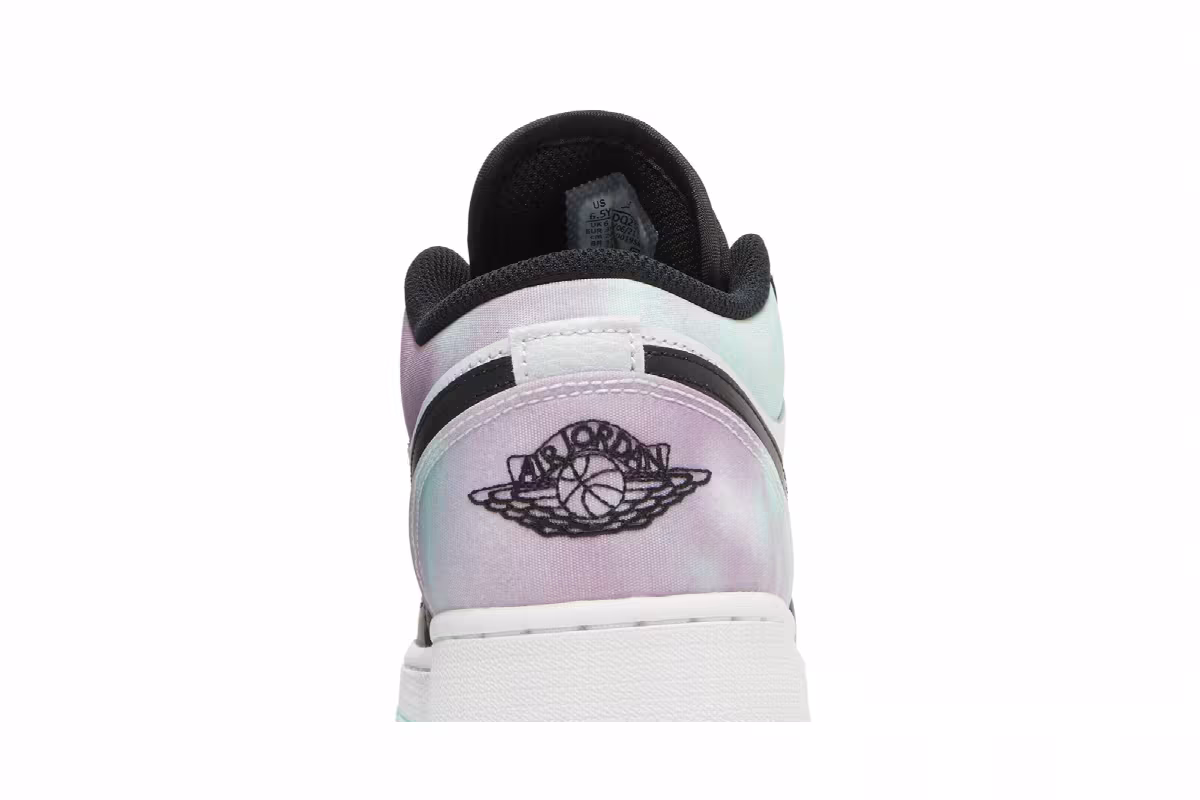 Air Jordan 1 Low SE GS Tie Dye, view 8