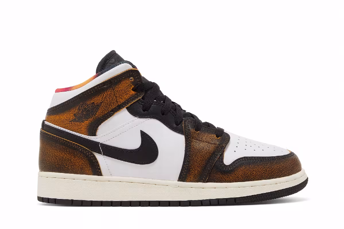 Air Jordan 1 Mid SE GS Wear-Away - Taxi, view 2