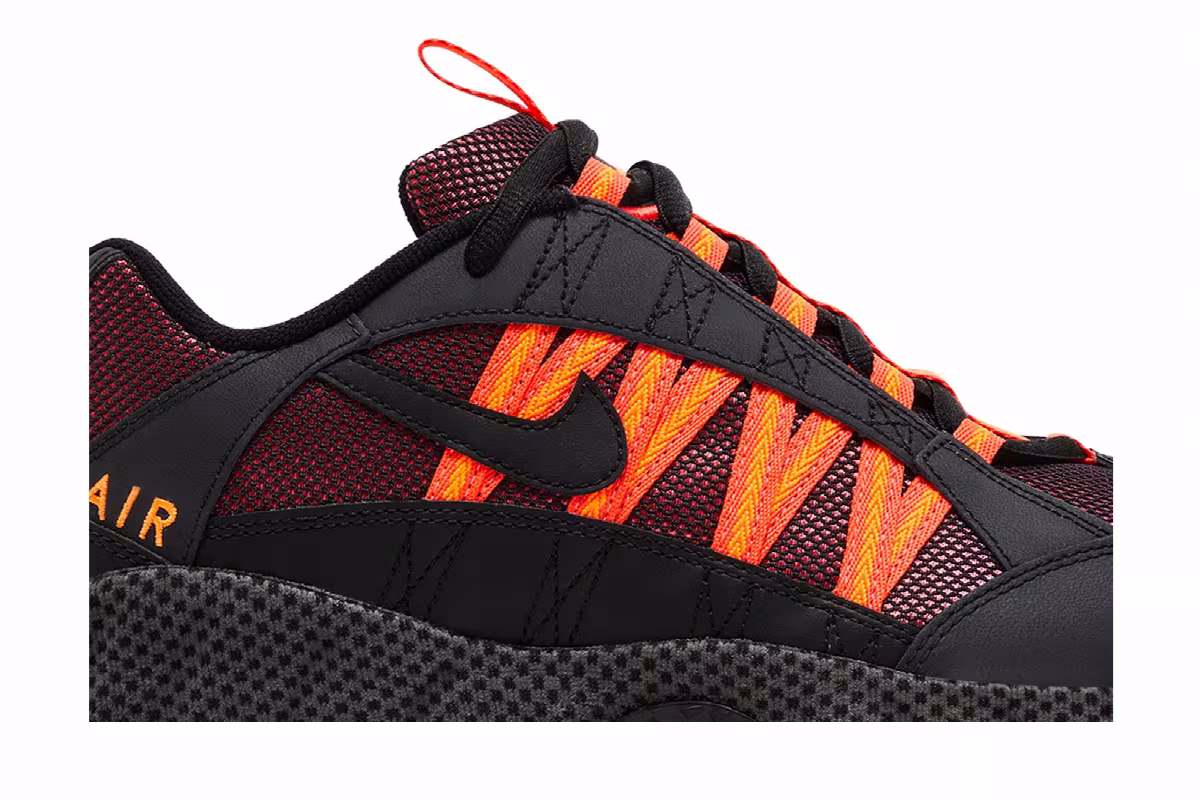 Nike Air Humara Black Bright Crimson, view 3